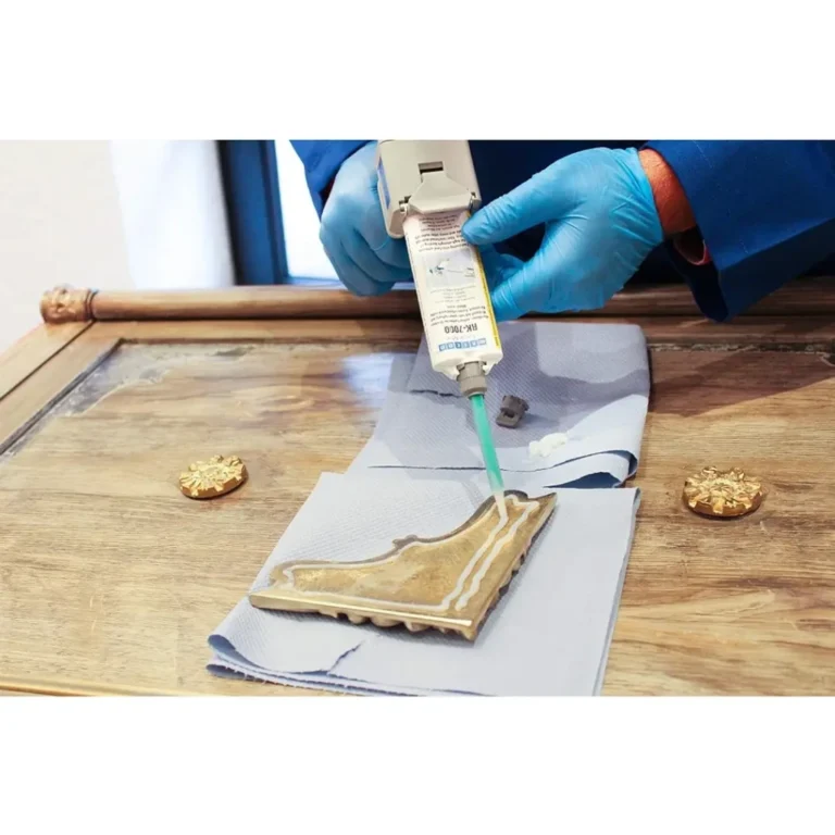 Adhesivo estructural WEICON RK-7000 – Alta resistencia y elasticidad residual