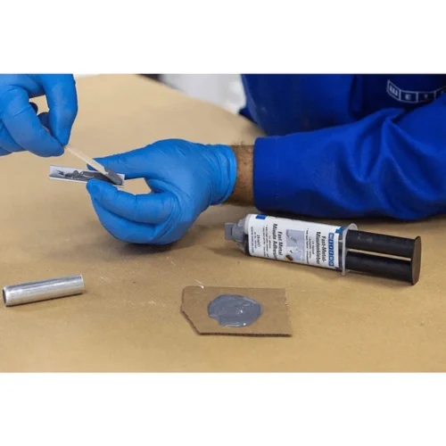 Resina epoxi metálica Weicon – Reparación rápida con carga de acero