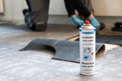 Adhesivo de contacto spray extra fuerte WEICON para goma y metal