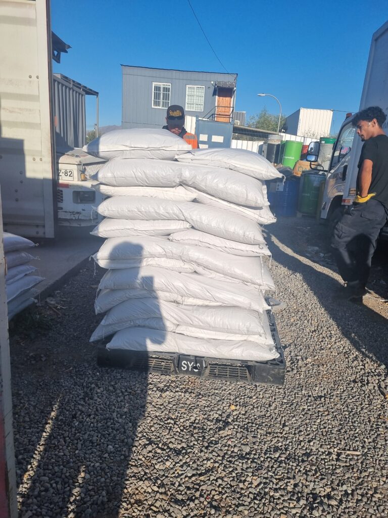 Absorbente granulado para derrames 6kg - 12kg  Oil Control